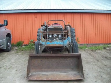 Massey Ferguson 245 Tracteur — photo 2
