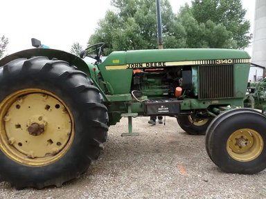 1980 John Deere 3140 Tracteur — photo 2