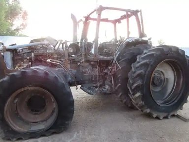 2002 Case IH MX240 Tracteur — photo 2