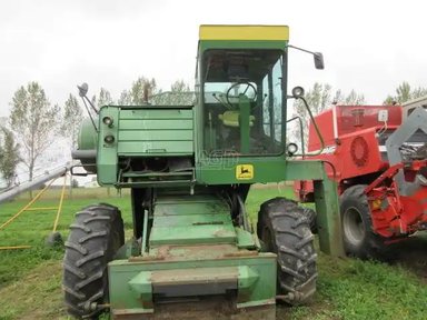 John Deere 4400 Batteuse — photo 2
