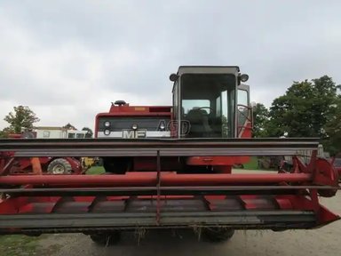 Massey Ferguson 540 Batteuse — photo 2