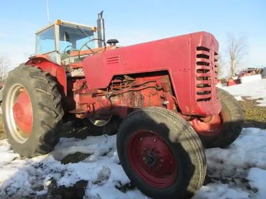 International Harvester B250 Tracteur — photo 2