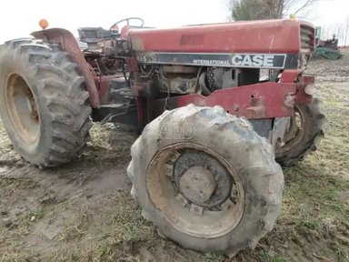 1984 International Harvester 685 Tracteur — photo 2