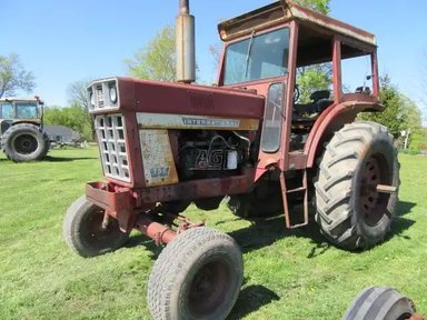 1974 International Harvester 766 Tracteur — photo 2