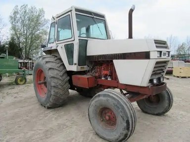 1981 Case 2290 Tracteur — photo 2