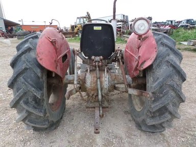 1960 Massey Ferguson 35 Tracteur — photo 2