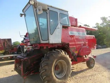 Massey Ferguson 550 Batteuse — photo 2