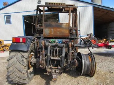 JCB FASTRAC 3185 Tracteur — photo 2