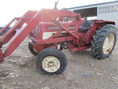 1971 International Harvester 454 Tracteur — photo 2