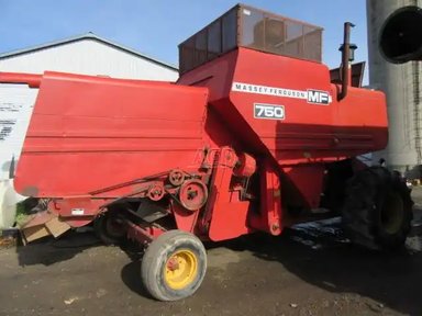 Massey Ferguson 750 Batteuse — photo 2