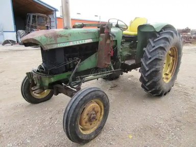 John Deere 710 Tracteur — photo 2