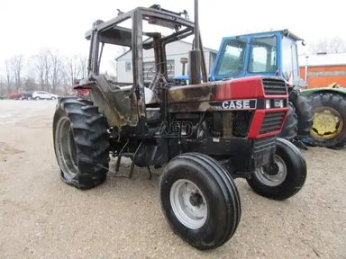 Case IH 885XL Tracteur — photo 2