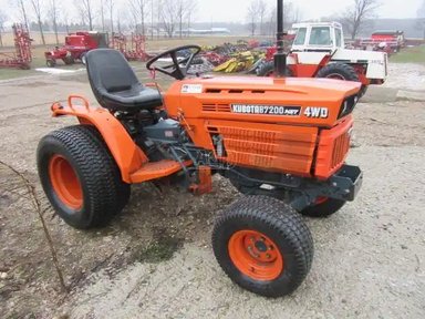 1984 Kubota B7200 Tracteur — photo 2