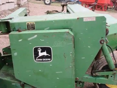 John Deere 1327 Faucheuse-conditionneuse à disques — photo 2
