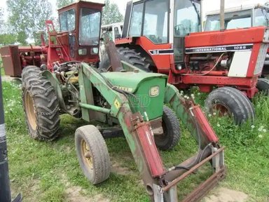 John Deere 2010 Tracteur — photo 2