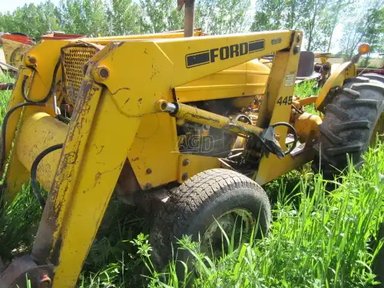1979 Ford 445 Tracteur — photo 2