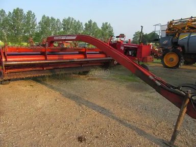 Hesston 1014 Faucheuse-conditionneuse — photo 2