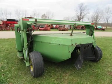 John Deere 1327 Faucheuse-conditionneuse à disques — photo 2