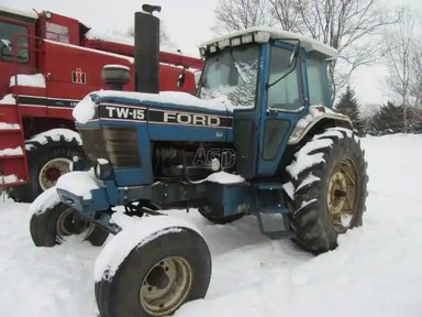 1989 Ford TW15 Tracteur — photo 2