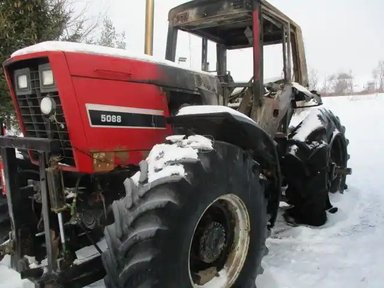 1984 International Harvester 5088 Tracteur — photo 2