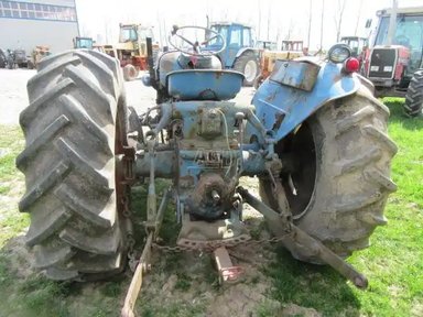 Ford POWER MAJOR Tracteur — photo 2