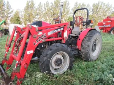 2004 Case IH JX1075C Tracteur — photo 2