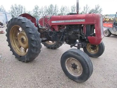 International Harvester 444 Tracteur — photo 2