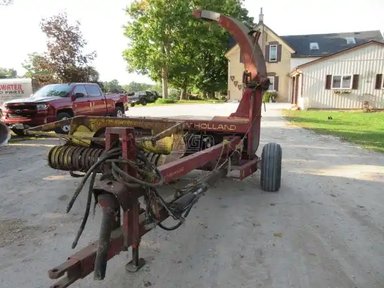 New Holland 770 Fourragère — photo 2