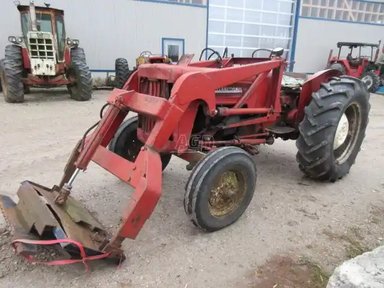 1965 International Harvester B414 Tracteur — photo 2