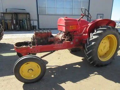 1948 Massey Harris 30 Tracteur — photo 2