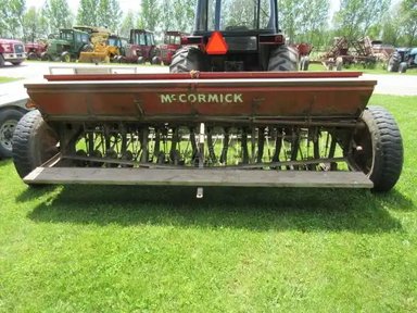 International Harvester 10 Semoir — photo 2