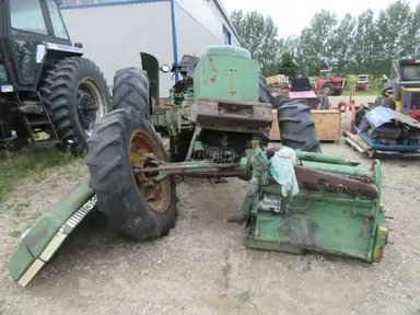1981 John Deere 3140 Tracteur — photo 2