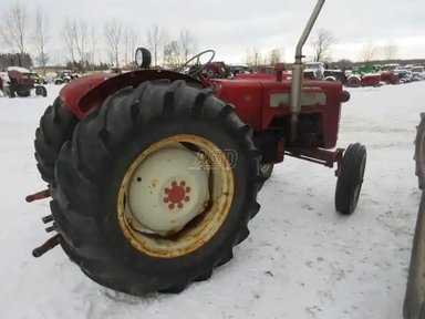 1963 International Harvester B414 Tracteur — photo 2