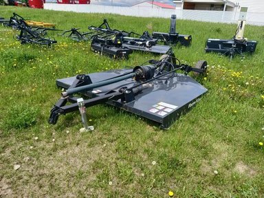 Buhler Farm King 720 Débroussailleuse rotative — photo 2