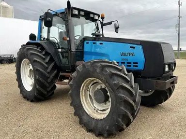 1999 Valtra 8950 Tracteur — photo 2