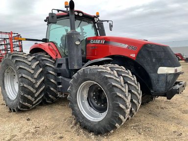2018 Case IH MAGNUM 250 Tracteur — photo 2