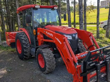 2023 Kubota MX5400 Tracteur — photo 2
