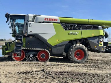 2022 CLAAS LEXION 8700TT Batteuse — photo 2