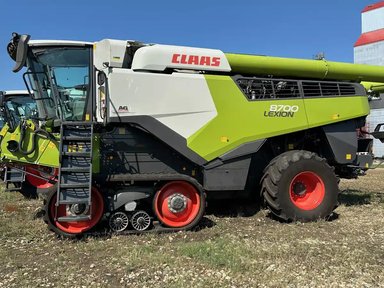 2023 CLAAS LEXION 8700TT Batteuse — photo 2