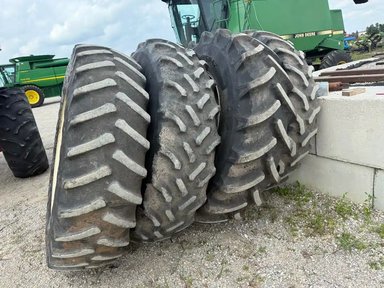 Goodyear 20.8R42 Pneus et roues — photo 2