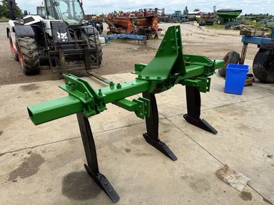 John Deere 23B défonceuse — photo 2