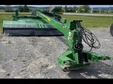 2021 John Deere C450 Faucheuse-conditionneuse à disques — photo 2