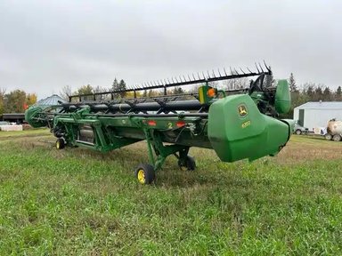 2015 John Deere 635D Nez - Toile/Tapis — photo 2