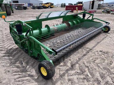 2017 John Deere 615P Nez - Ramasseur — photo 2
