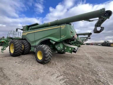 2022 John Deere X9 1100 Batteuse — photo 2