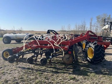 2015 Bourgault 3320-76 Semoir à air — photo 2