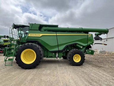 2023 John Deere X9 1000 Batteuse — photo 2