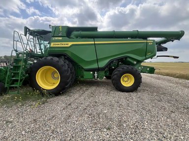 2022 John Deere X9 1100 Batteuse — photo 2
