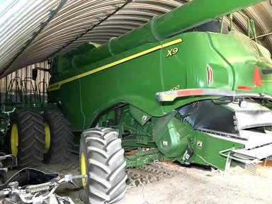 2022 John Deere X9 1000 Batteuse — photo 2