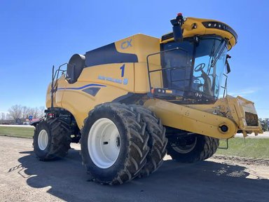 2025 New Holland CX8.80 Batteuse — photo 2